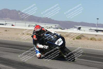 media/Oct-30-2025-Racers Edge (Thu) [[dabbdaf680]]/2-A Group/Session 3 (Turn 15 Inside)/